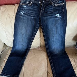 Miss Me jeans only worn 2 or 3 times. Excellent condition, size 34